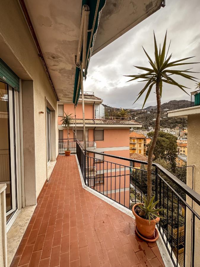 Private Parking A Due Passi Dalla Stazione Rapallo