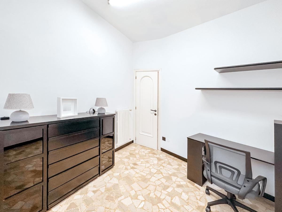 Apartment Private Parking A Due Passi Dalla Stazione *