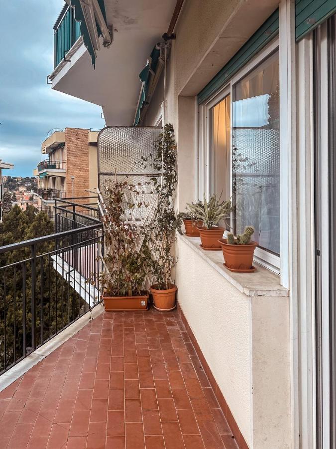 Private Parking A Due Passi Dalla Stazione Apartment *